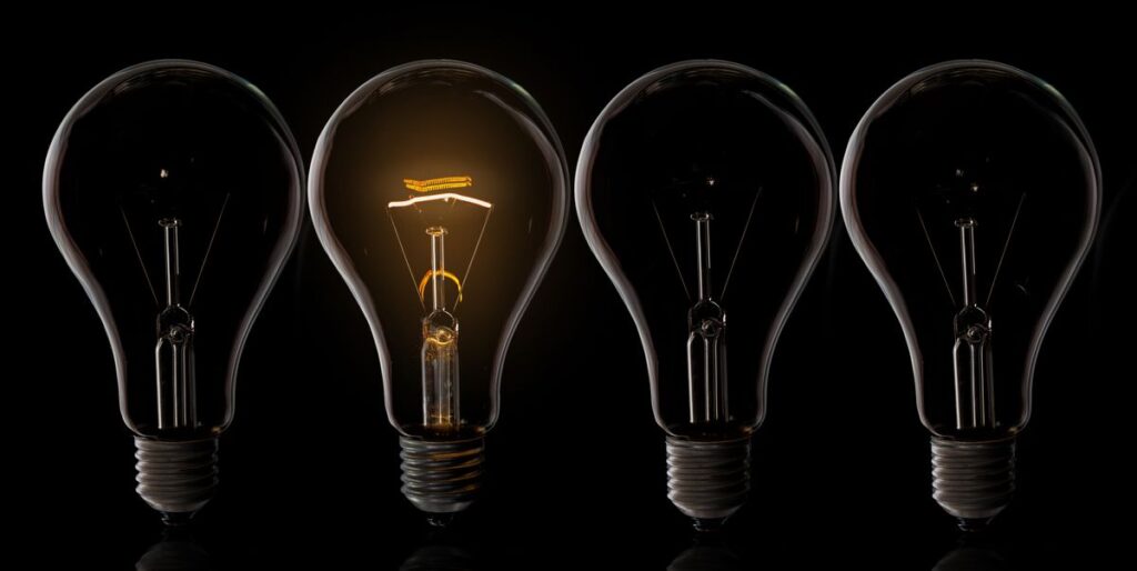 Advantages and Disadvantages of Incandescent Lamps