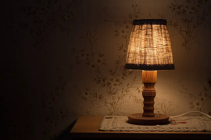 How To Repair A Table Lamp